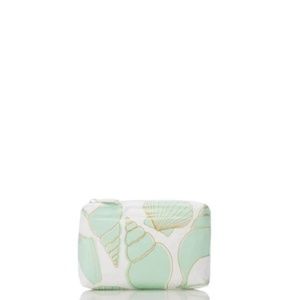 Mini Sea Treasure Pouch in Mint